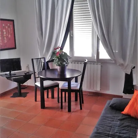 Apartment La Dimora Di Patrizia Sesto Fiorentino